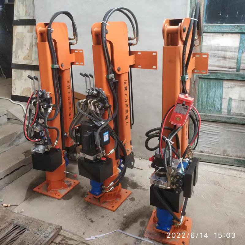 吉林市重汽蓝牌随车吊 3.2吨 国六动力强 液压驱动 农用自卸起重机